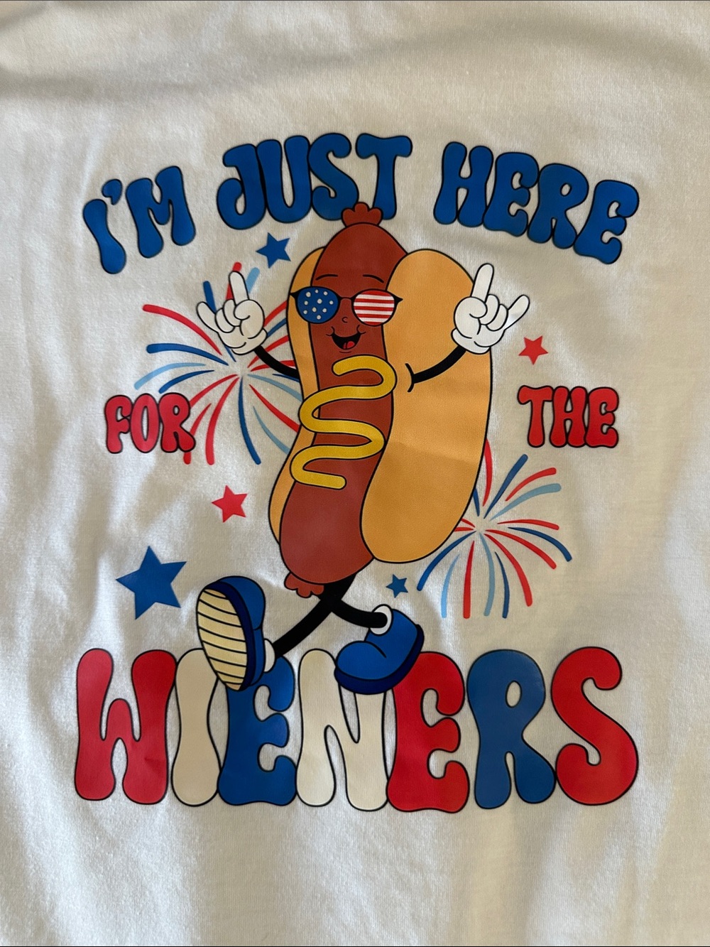Source Unknown White Graphic Tee with Patriotic Hot Dog Print
